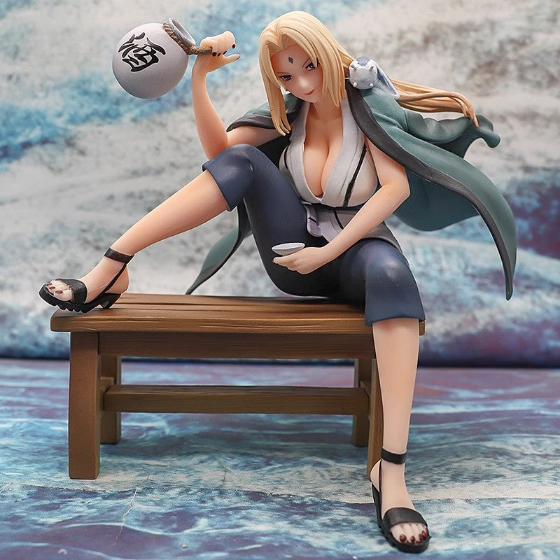 Tsunade figure