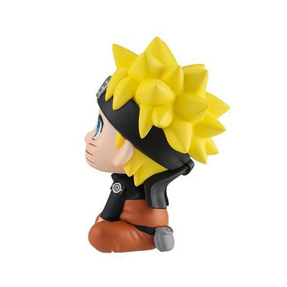 naruto and kakshi figurines