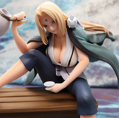 Tsunade figure