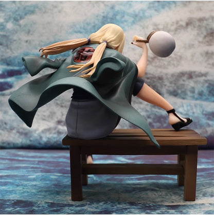 Tsunade figure