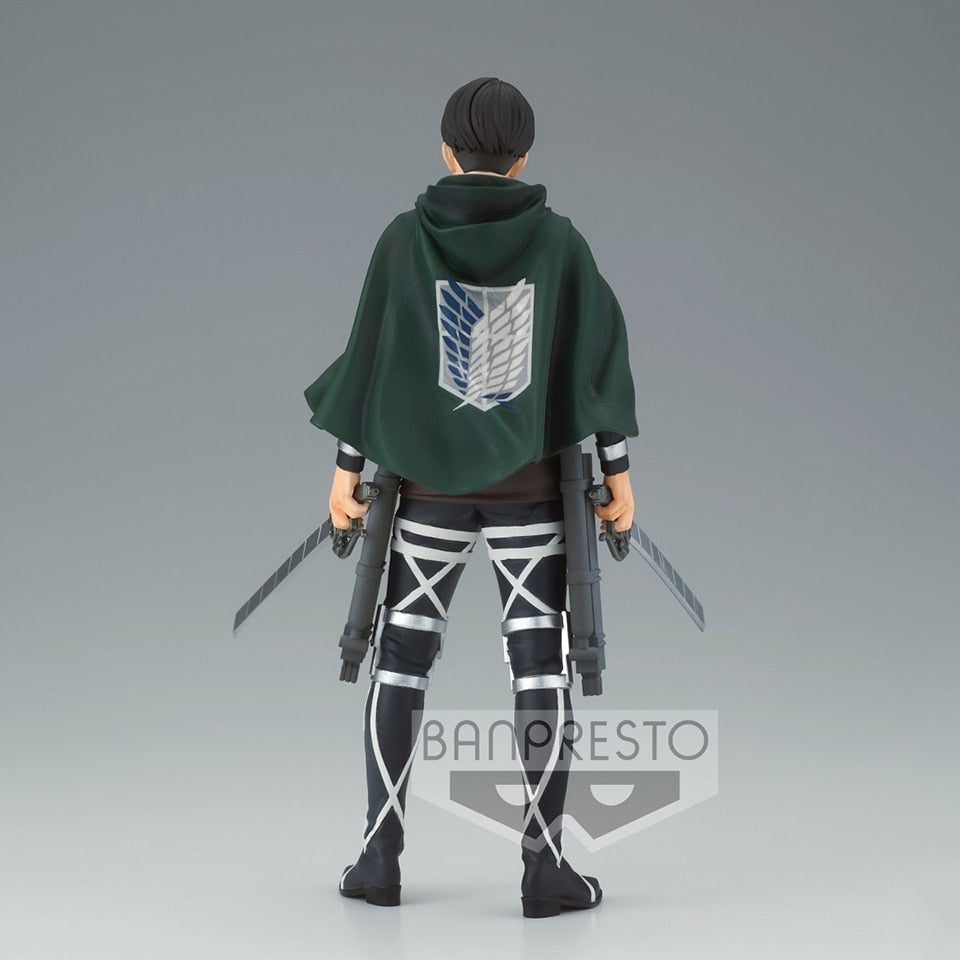 levi standing figure