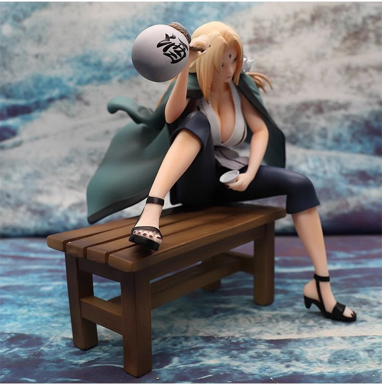 Tsunade figure